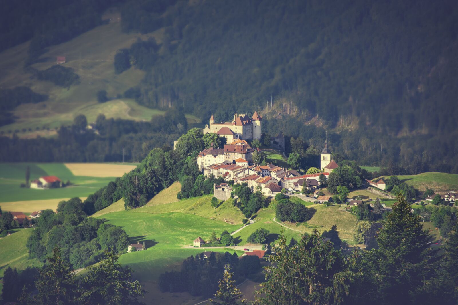 Nikon D3300 sample photo. Landscape, people, switzerland photography
