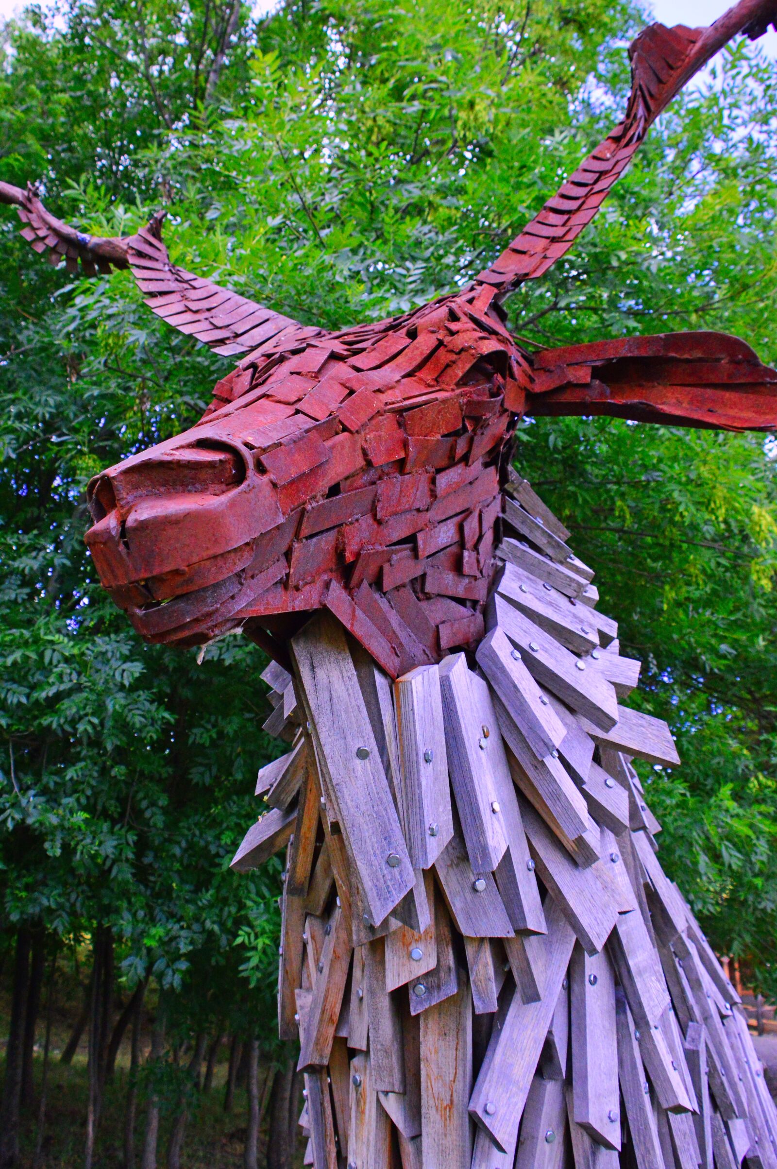 Nikon D3200 sample photo. Wood, wooden sculpture, installation photography