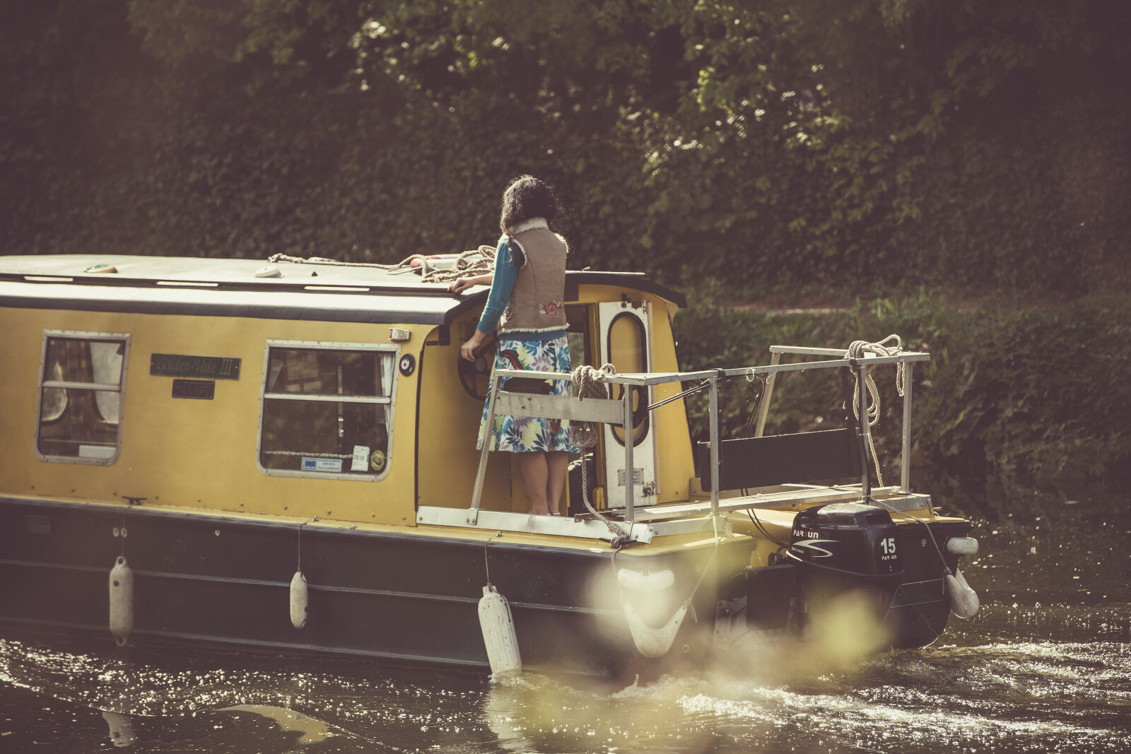 Canon EOS 5D Mark III sample photo. Boat, canal, lady, river photography
