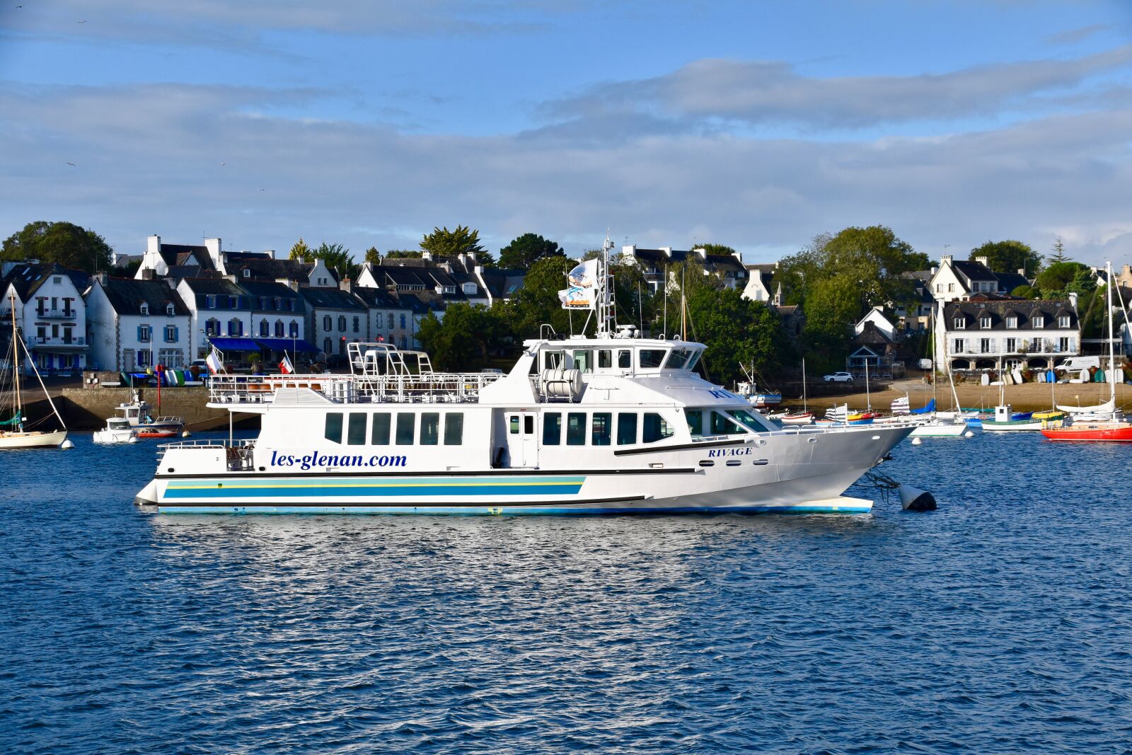 Nikon D5600 sample photo. Boat, boat cruise, sea photography