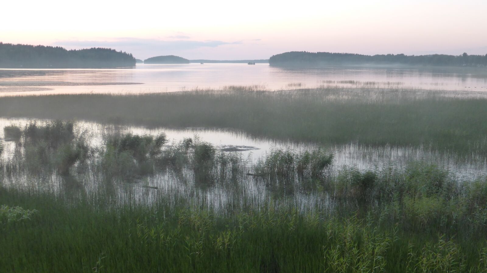 Panasonic DMC-TZ41 sample photo. Finland, lake, nature photography