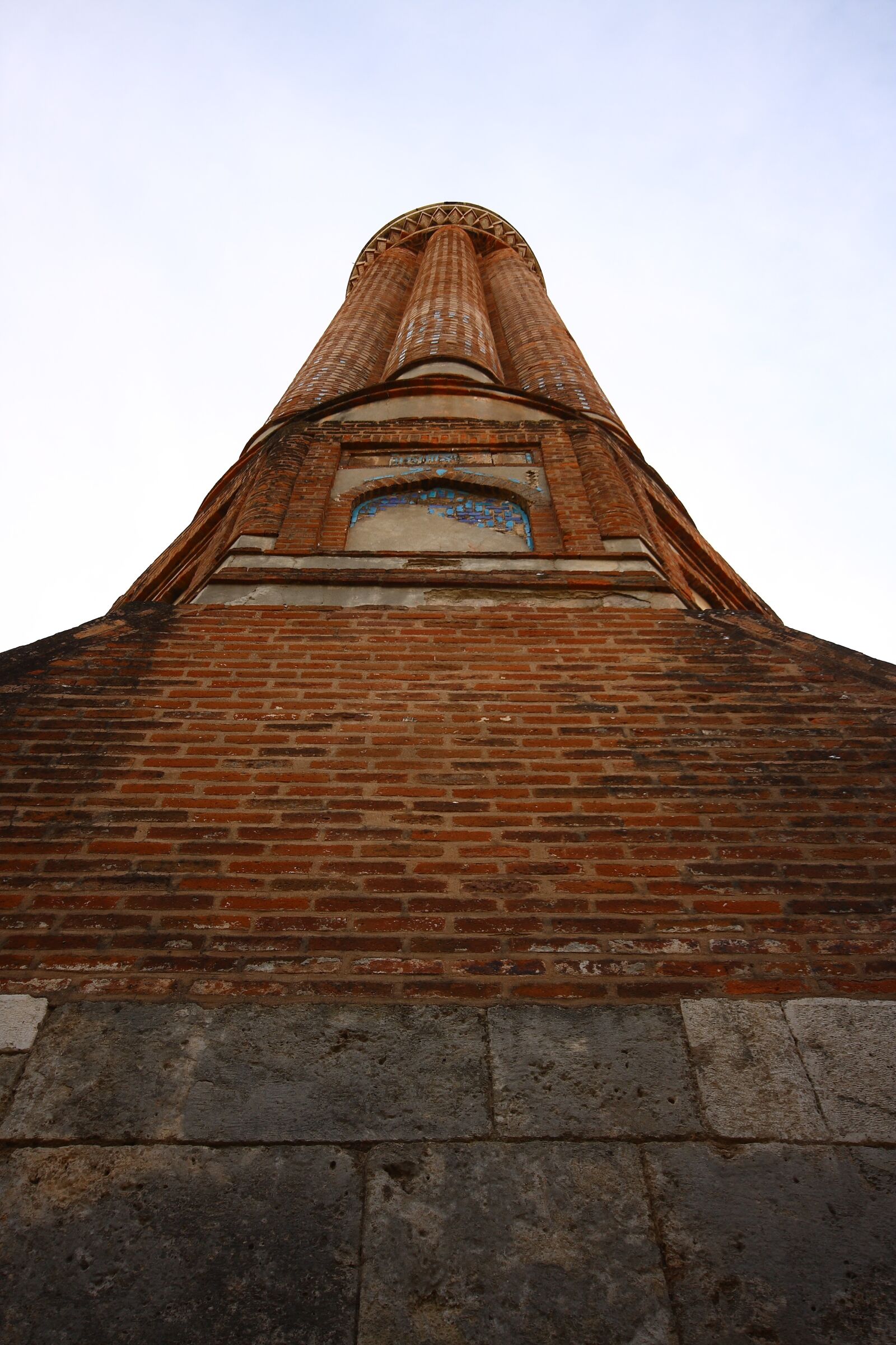 Canon EOS 40D sample photo. Architecture, brick, red photography