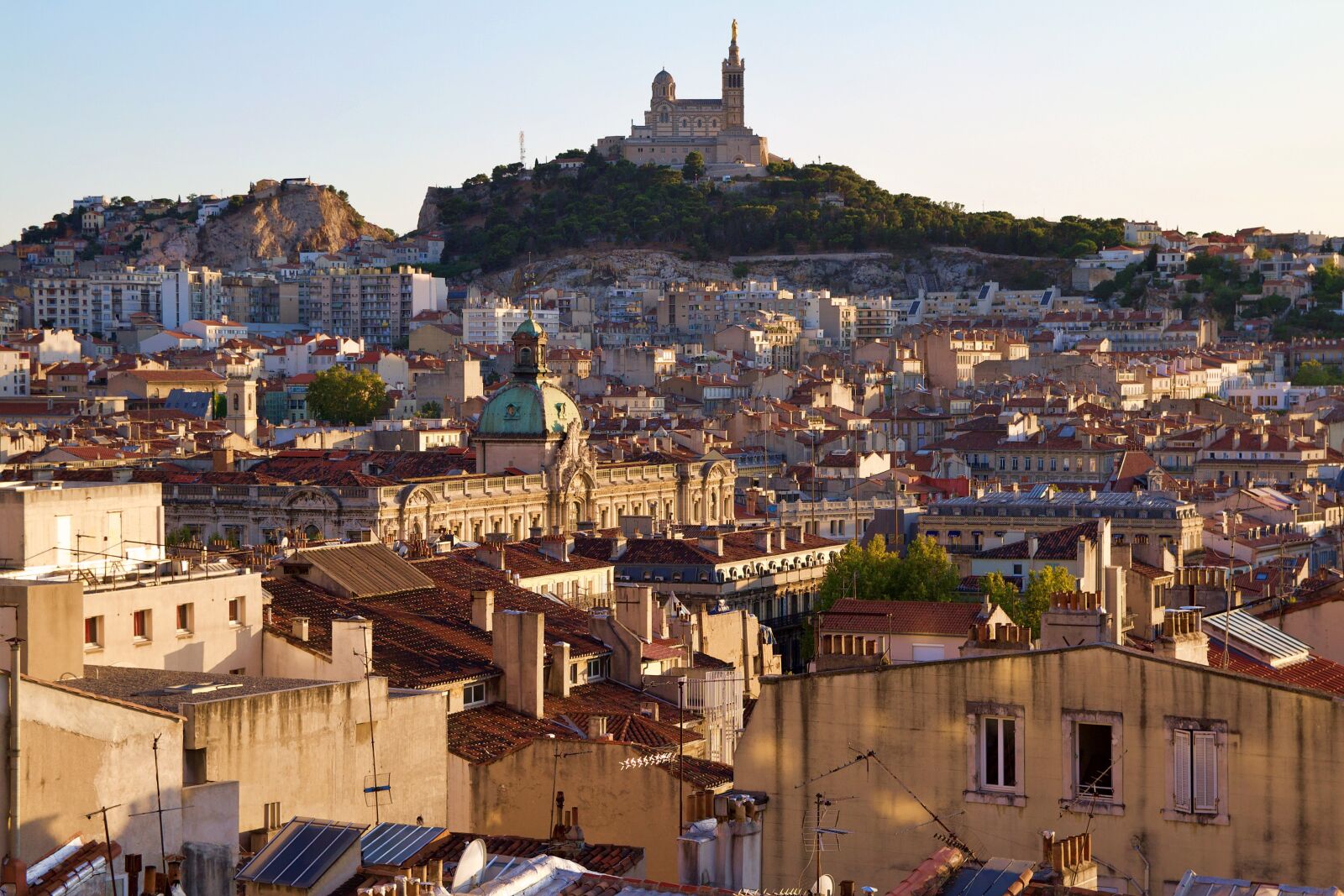 Canon EOS 600D (Rebel EOS T3i / EOS Kiss X5) sample photo. Marseille, mountain, notre dame photography