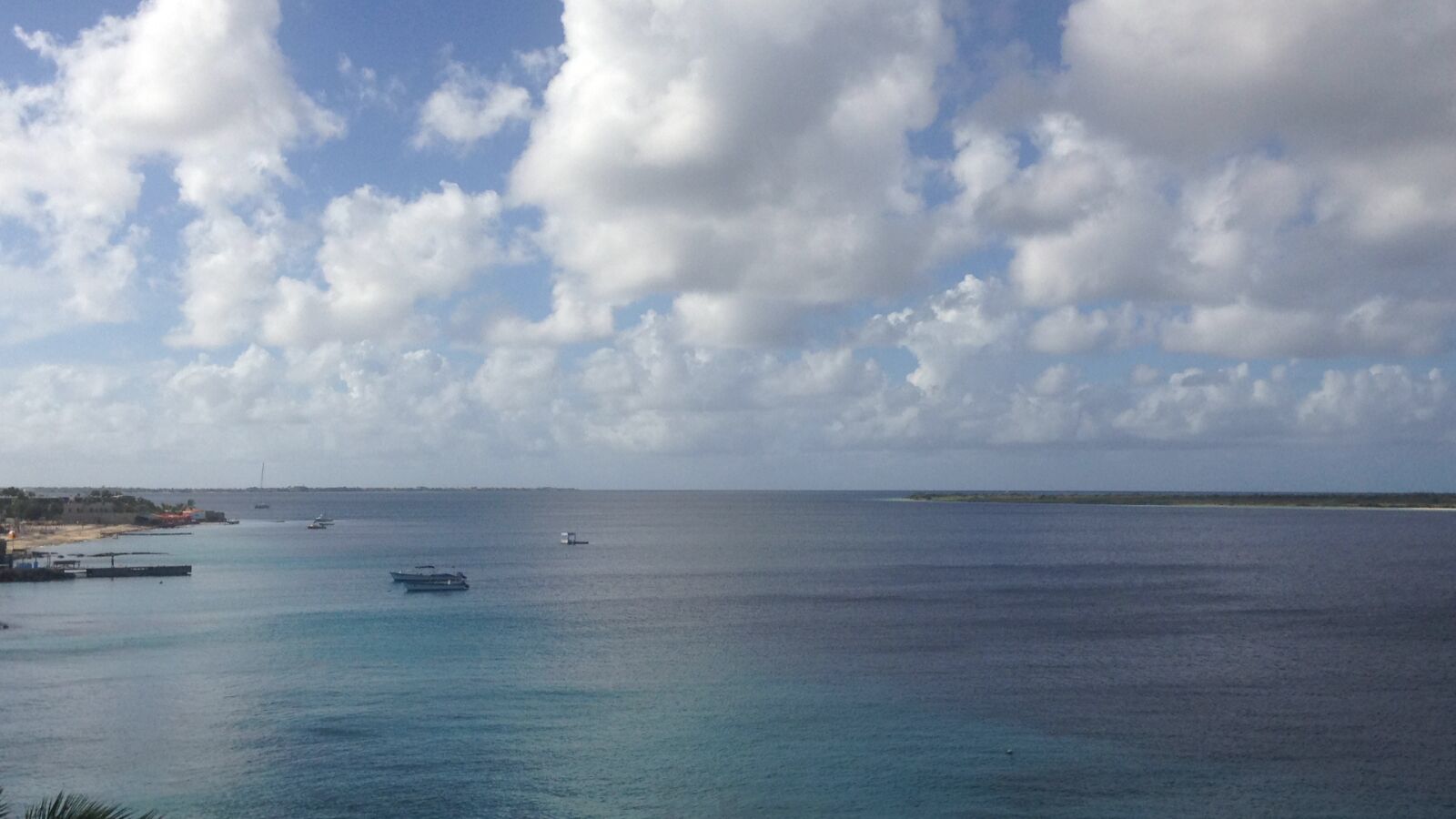iPhone 5 back camera 4.12mm f/2.4 sample photo. Atlantic, ocean, bonaire, klein photography