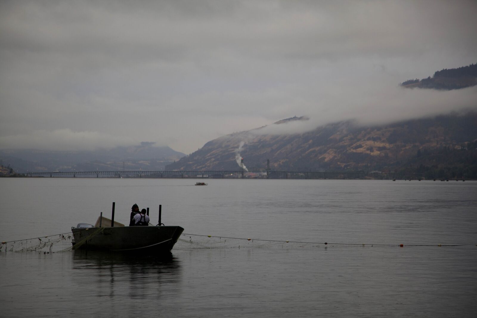Canon EOS 5D Mark II sample photo. Boat, fishing, gill, netting photography