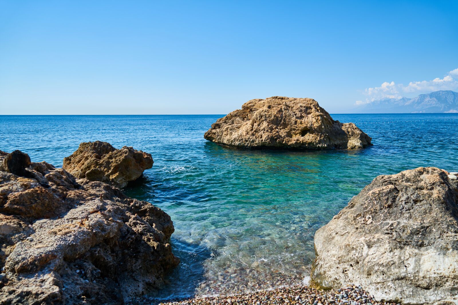 Sony a7R II sample photo. Landscape, marine, rocks photography