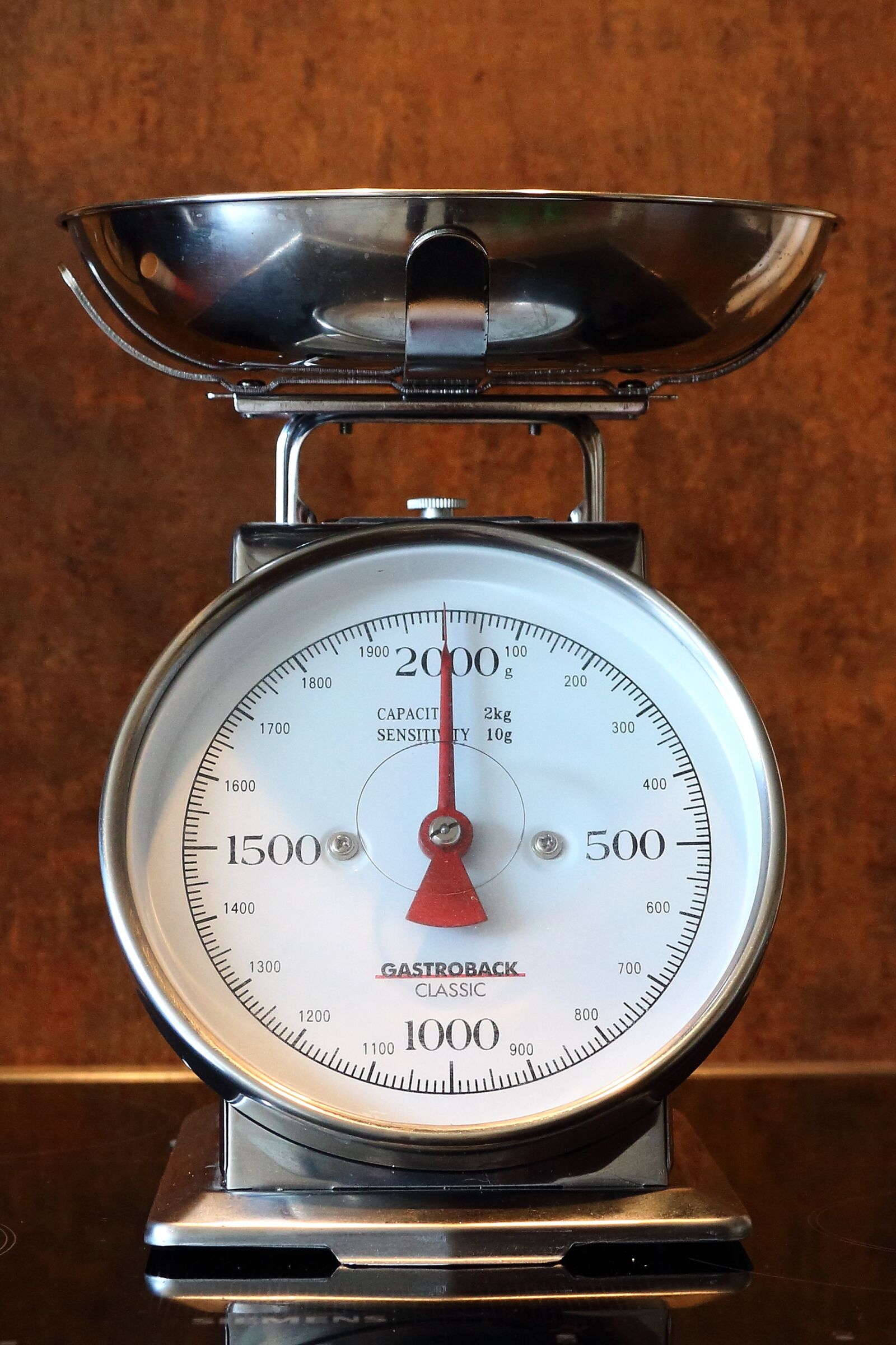 Canon EOS 700D (EOS Rebel T5i / EOS Kiss X7i) sample photo. Horizontal, kitchen scale, kitchen photography