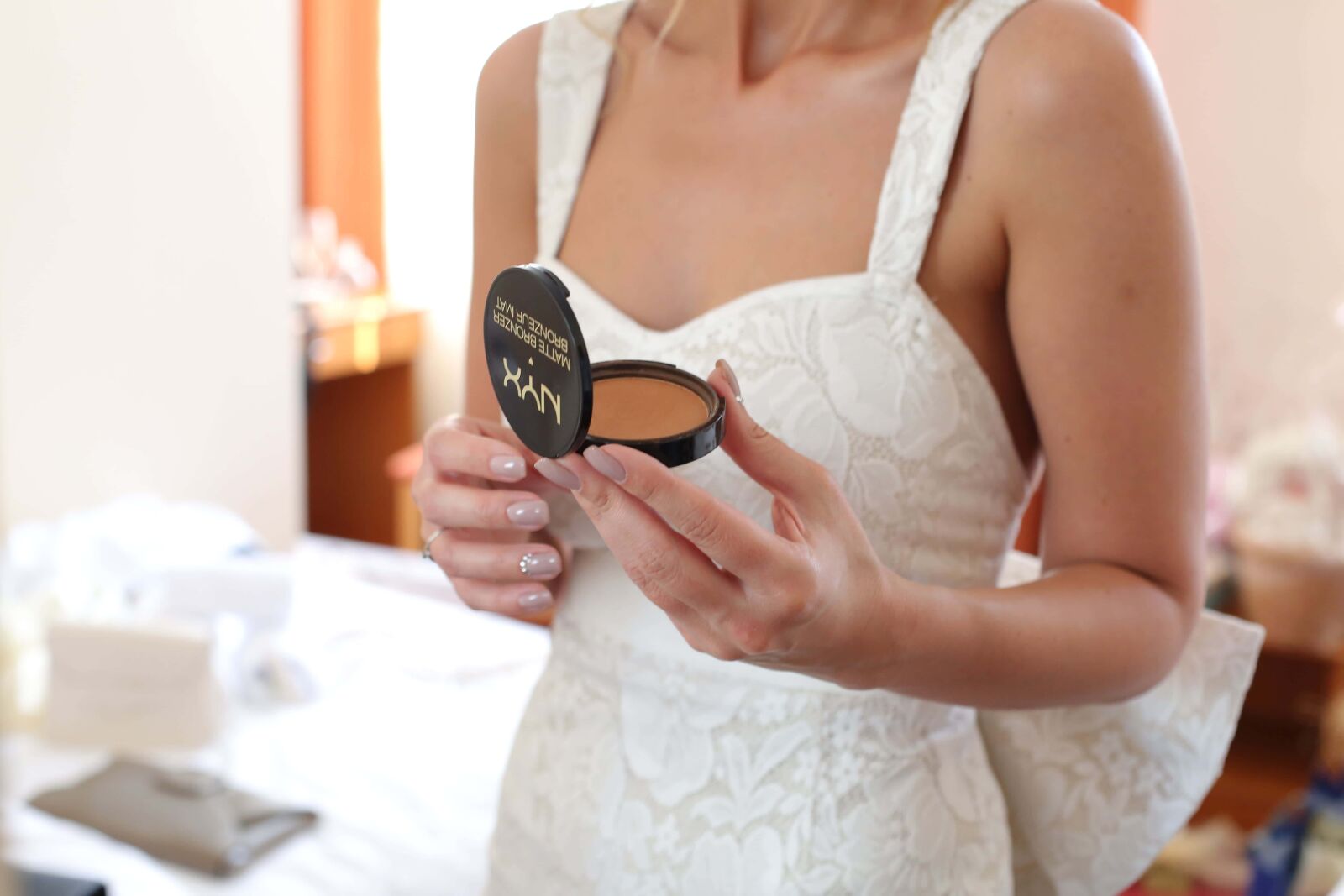 Canon EOS 5D Mark III sample photo. Makeup, wedding dress, wedding photography