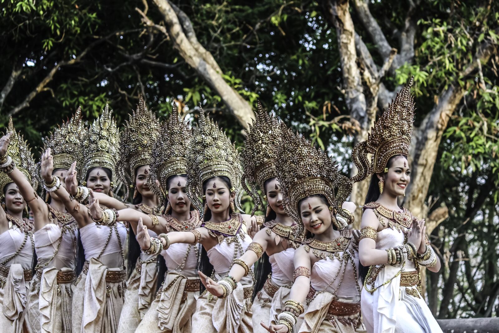 Canon EOS 600D (Rebel EOS T3i / EOS Kiss X5) sample photo. Dancers, girls, women photography