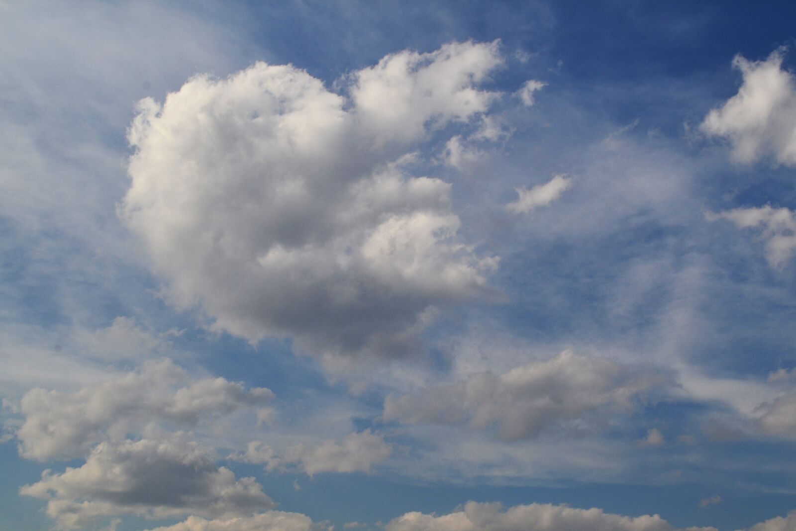 Nikon D3100 sample photo. Blue, clouds, puffs, sky photography