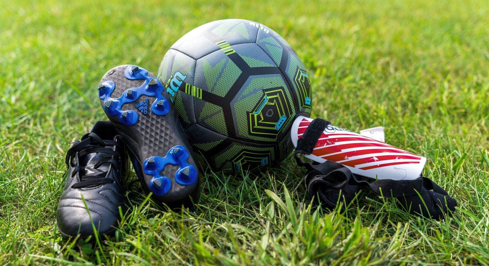 Sigma 24-70mm F2.8 DG DN Art sample photo. Soccer, gear, equipment photography