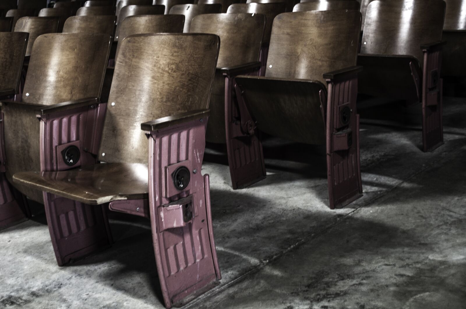 Nikon D5000 sample photo. Theatre, seats, old photography