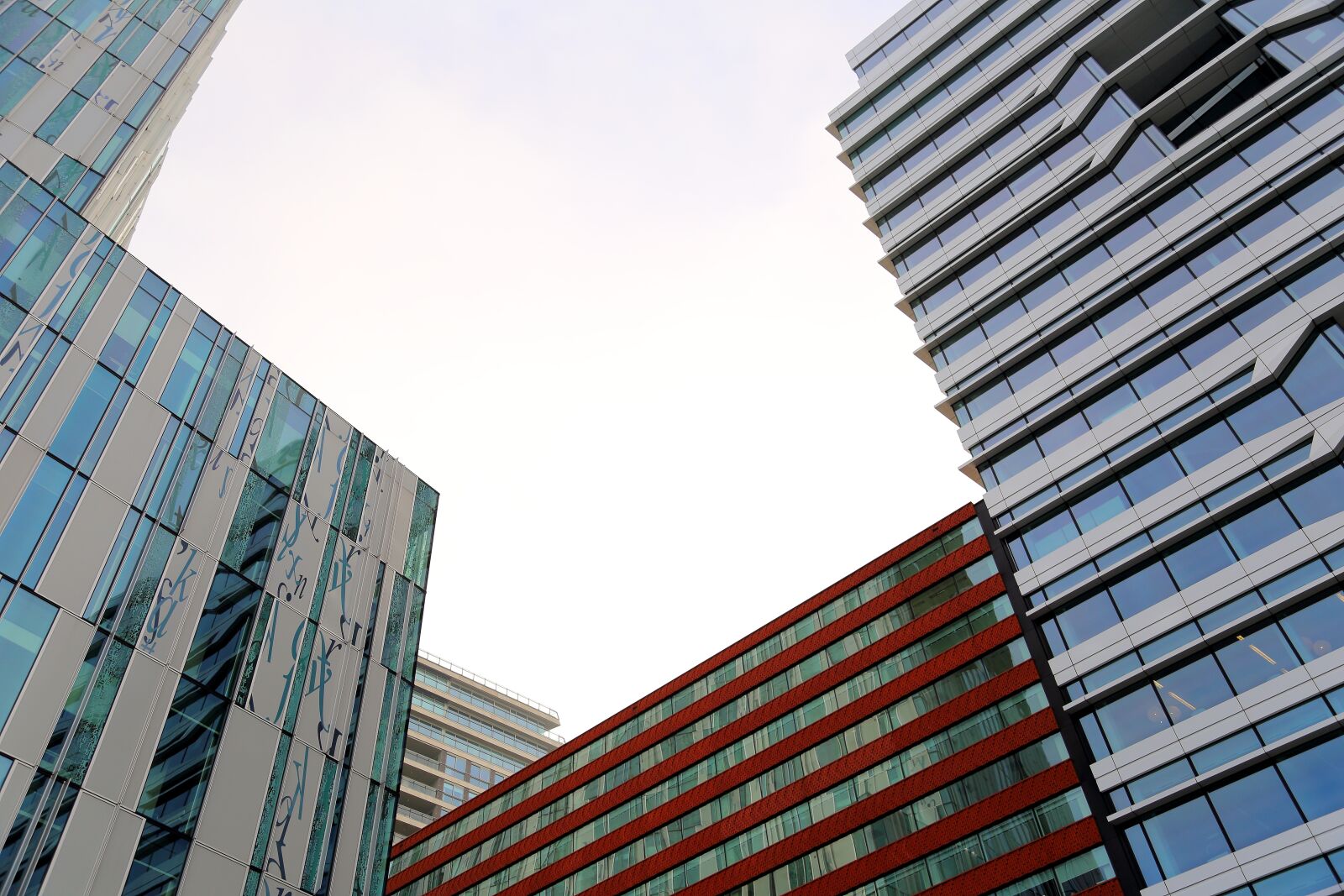 Canon EOS 6D + Canon EF 24-105mm F4L IS USM sample photo. Architecture, business, amsterdam photography