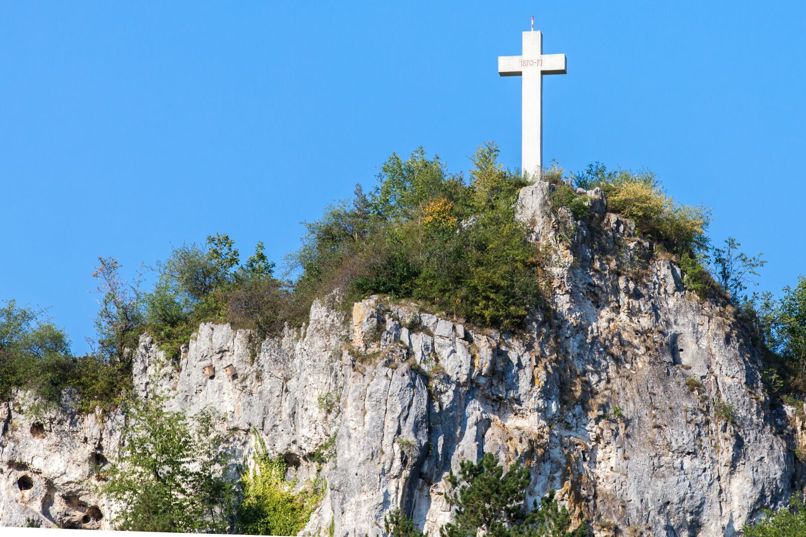 Canon EOS 5D Mark II sample photo. Mountain, cross, landscape photography