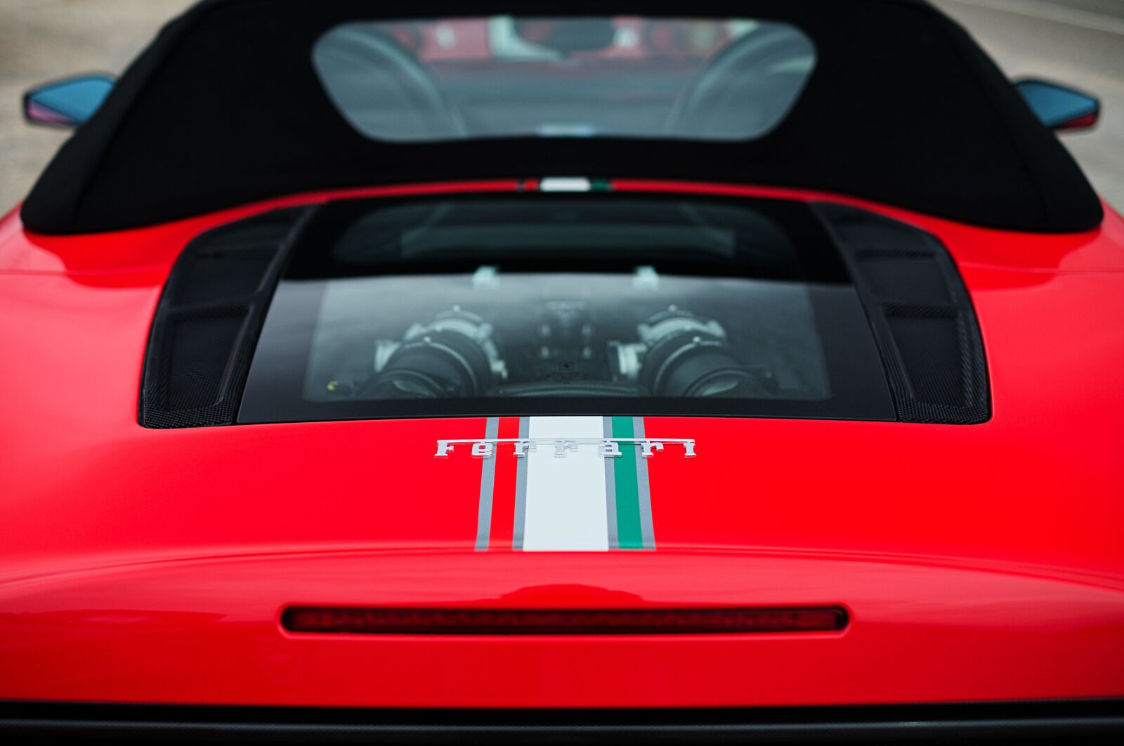 Fujifilm X-E1 + Fujifilm XF 35mm F1.4 R sample photo. Ferrari, speed, car photography