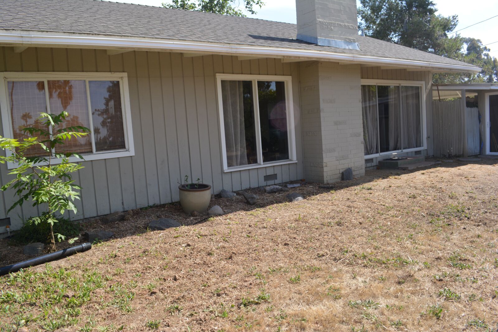 Nikon D5200 sample photo. House, home, window photography