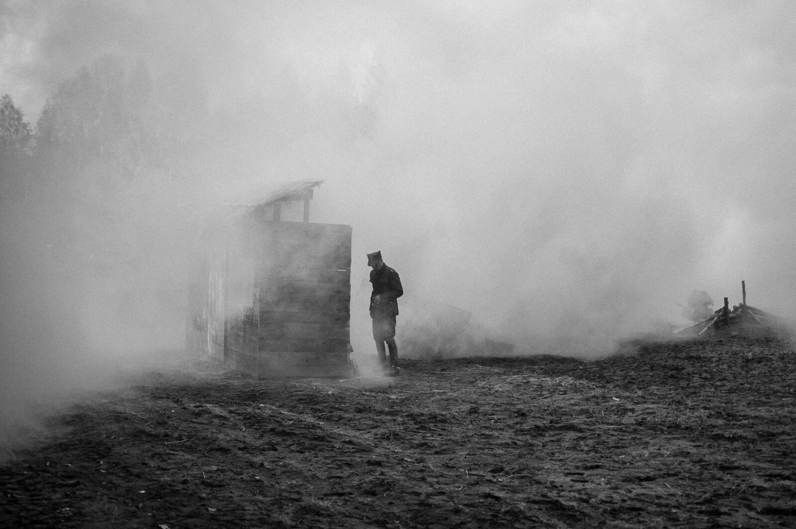 Nikon D40 sample photo. The war, the military photography