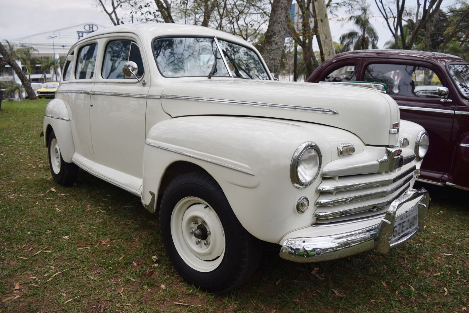 Nikon D5300 sample photo. Old car, automobile, vehicle photography