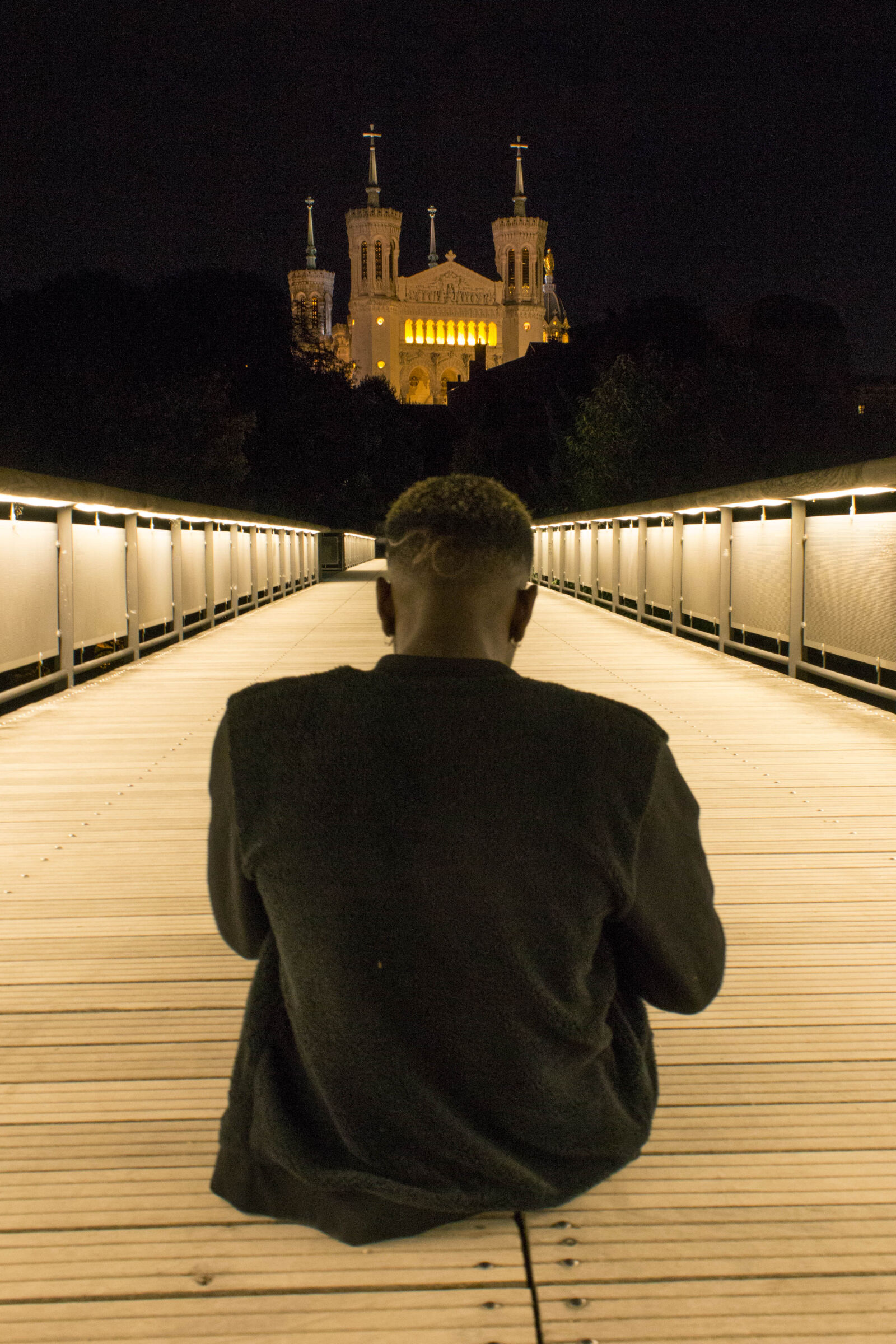 Canon EOS 60D + Canon EF-S 18-55mm F3.5-5.6 IS II sample photo. Back, bridge, cathedral, loneliness photography