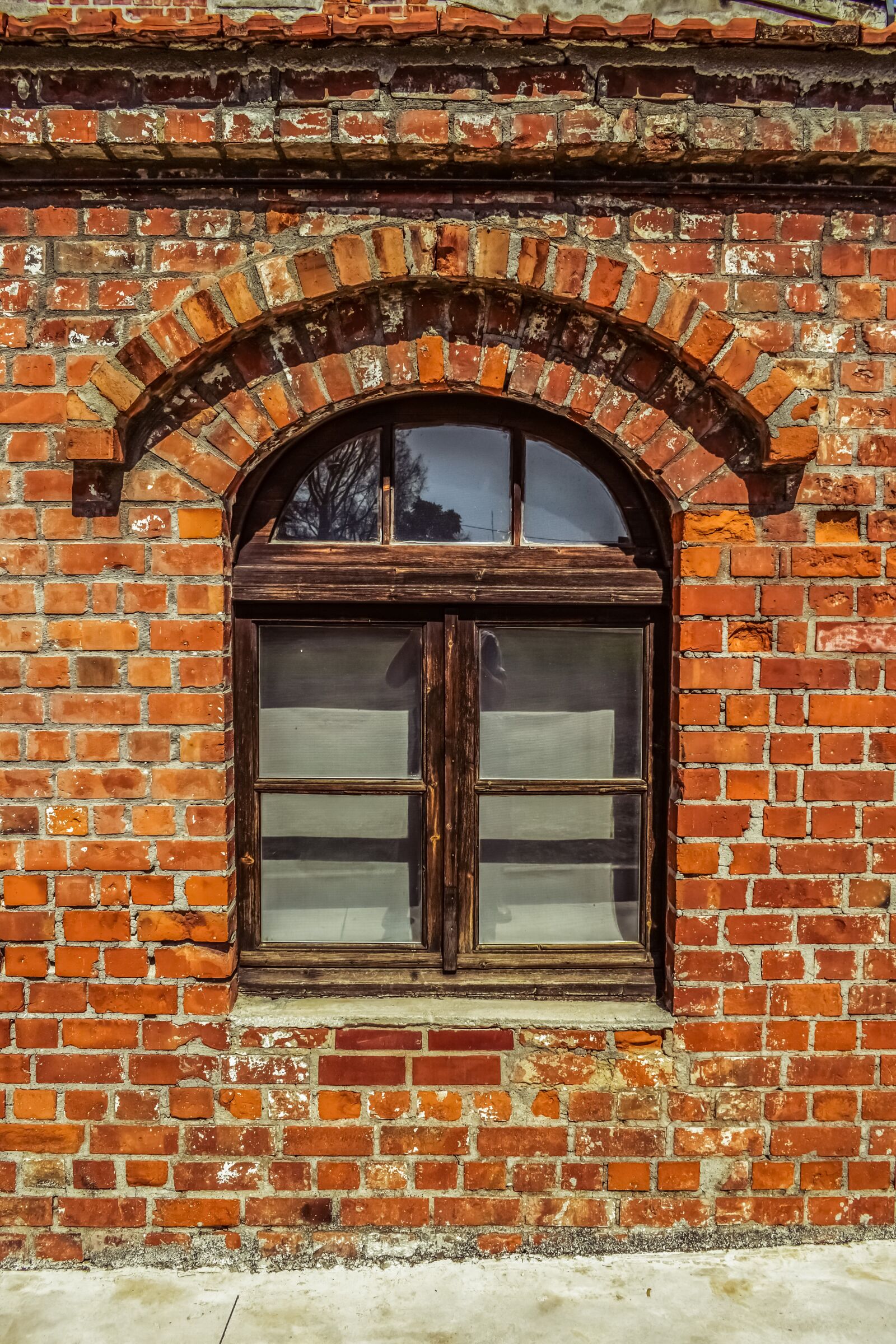Nikon D3300 sample photo. Window, factory, brick photography