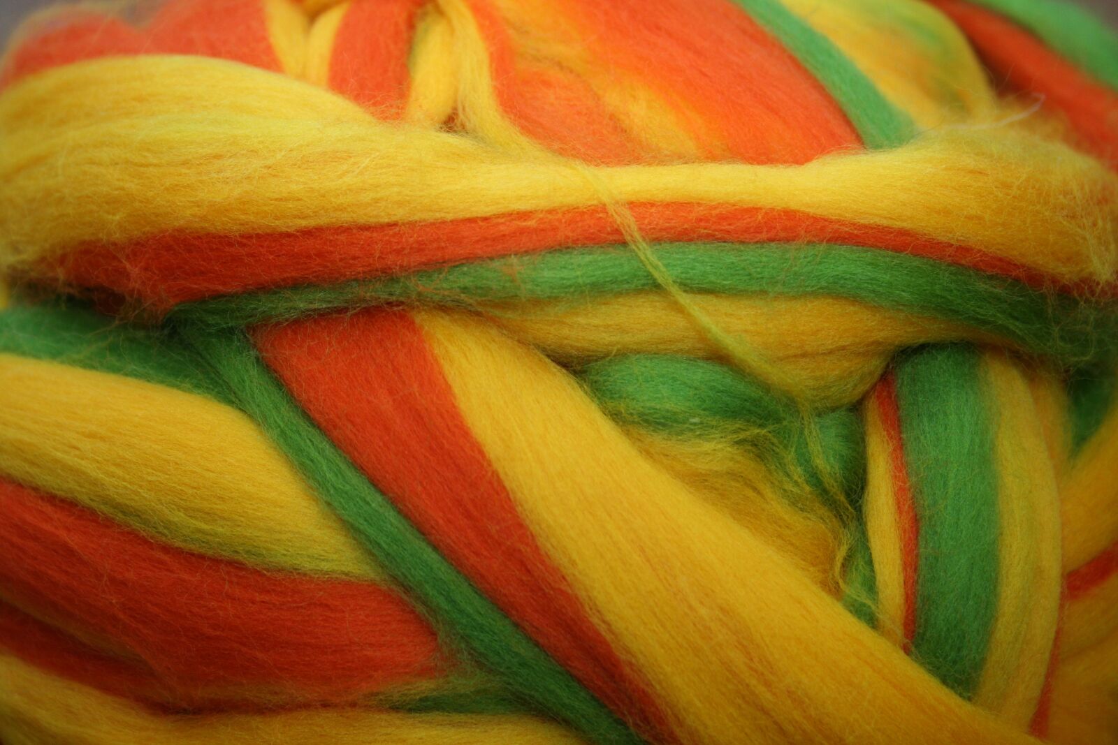 Canon EOS 350D (EOS Digital Rebel XT / EOS Kiss Digital N) sample photo. Wool, sheep's wool, lamb photography