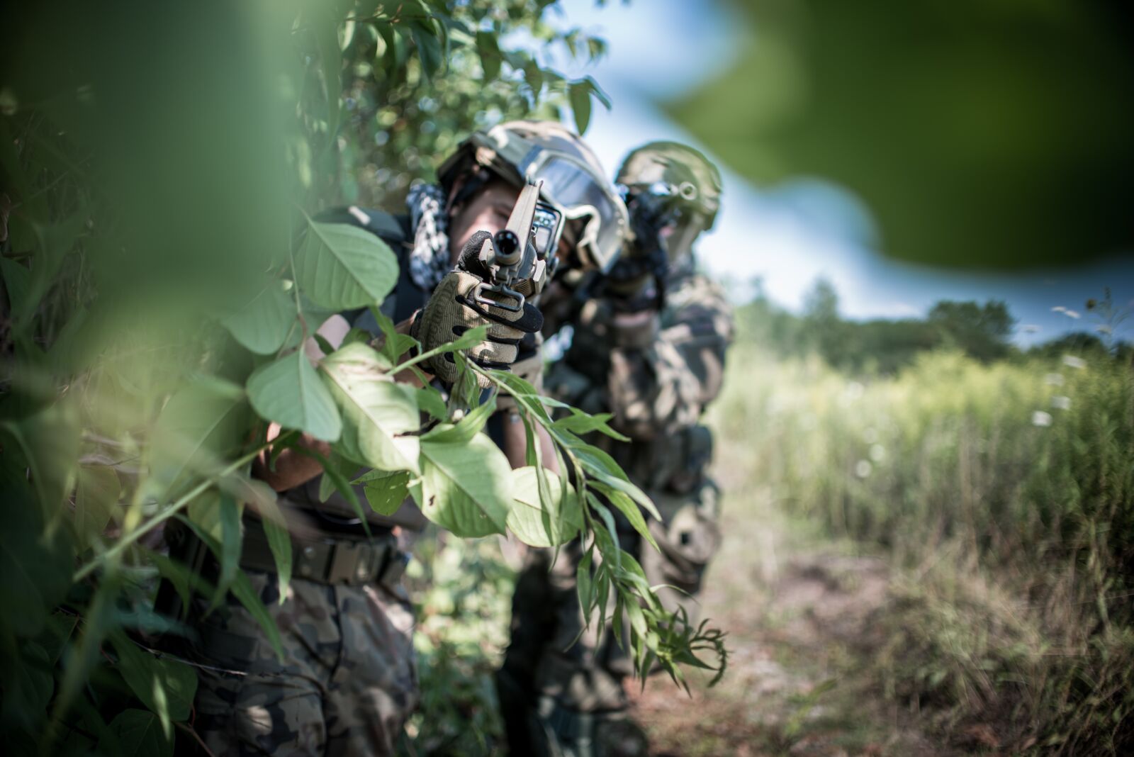 Nikon D800 sample photo. Soldier, the war, the photography