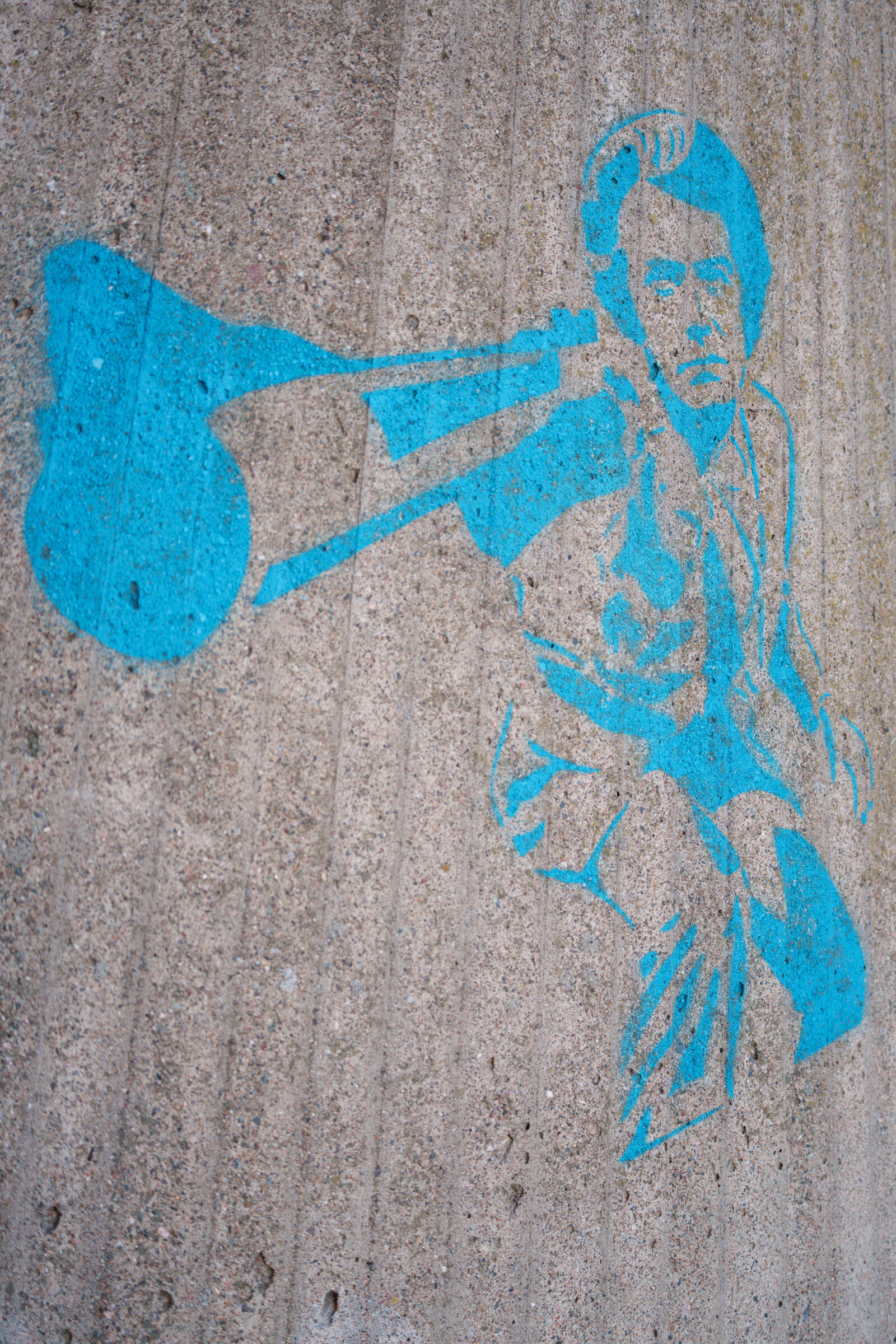 Tamron 50-300mm F4.5-6.3 Di III VC VXD sample photo. Stencil graffiti photography