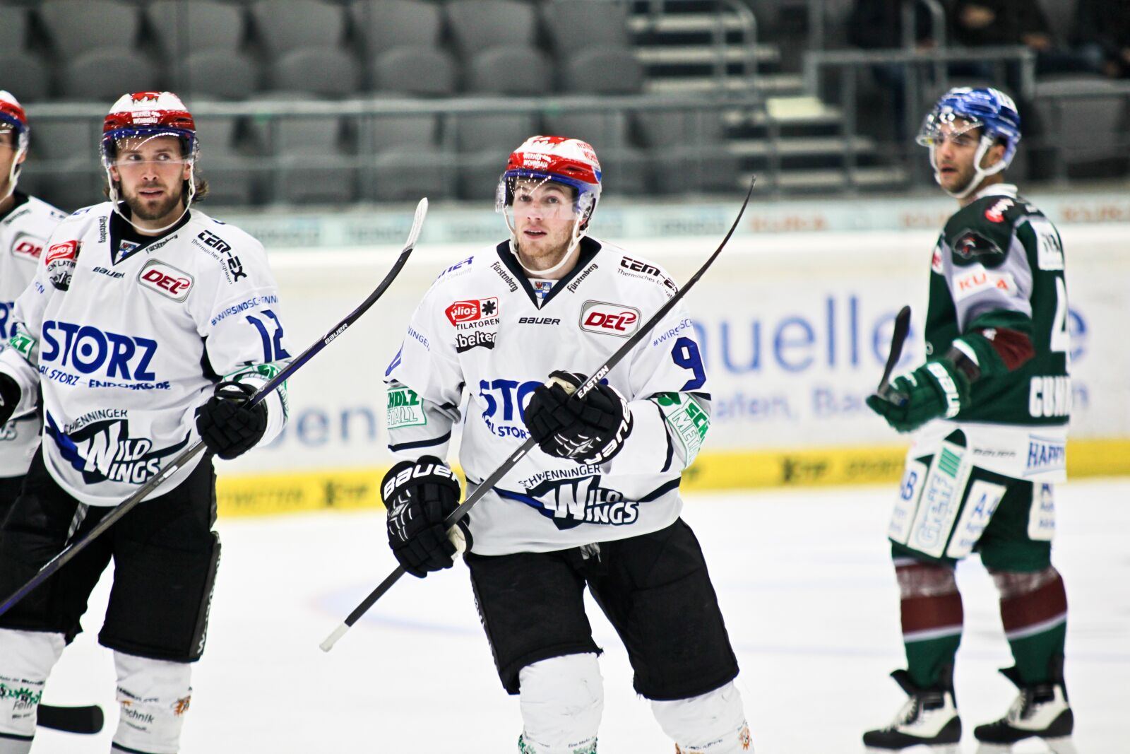 Canon EOS-1D Mark IV sample photo. Ice hockey, schwenningen, wild photography