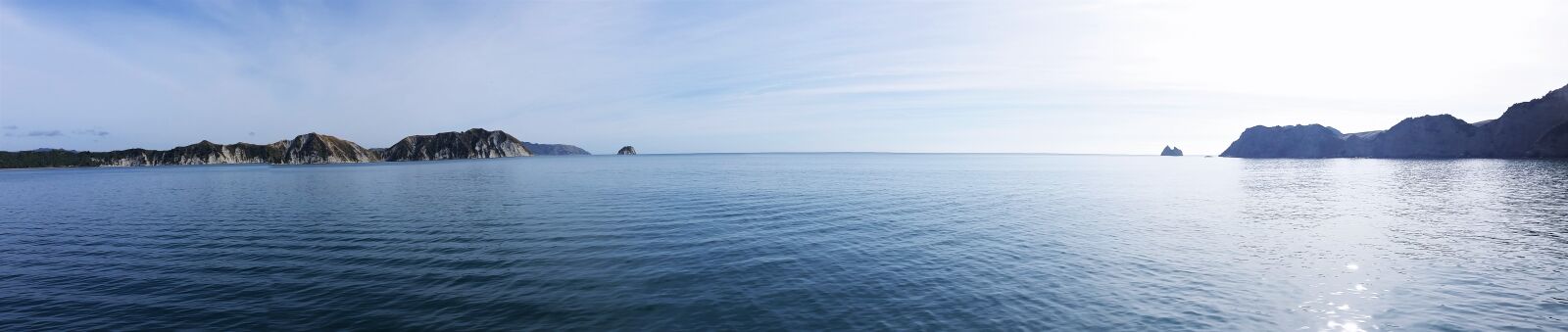 Samsung Galaxy S5 sample photo. Blue, calm, cliffs, islands photography