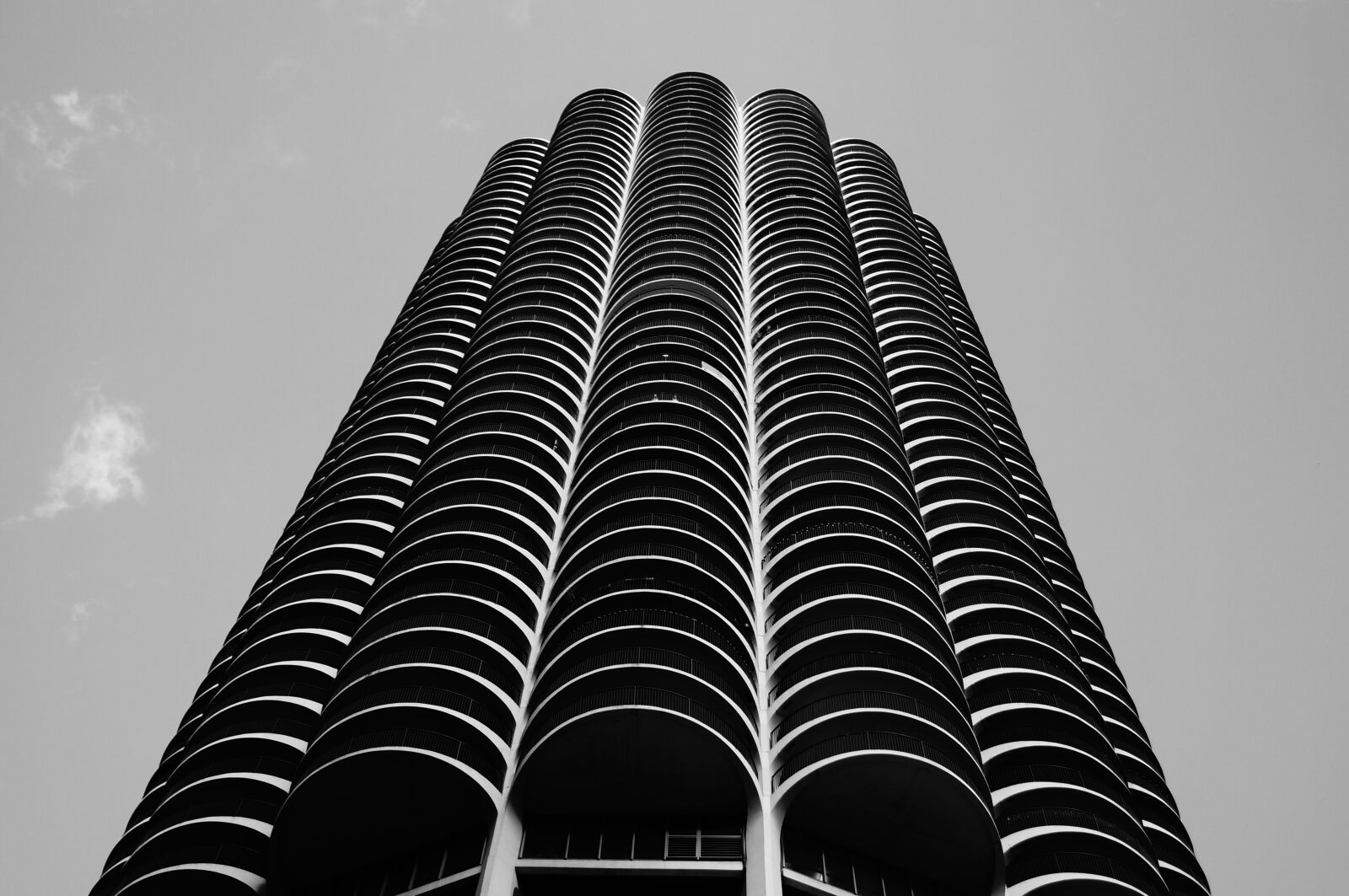 Sony SLT-A57 sample photo. Architecture, chicago, tower photography