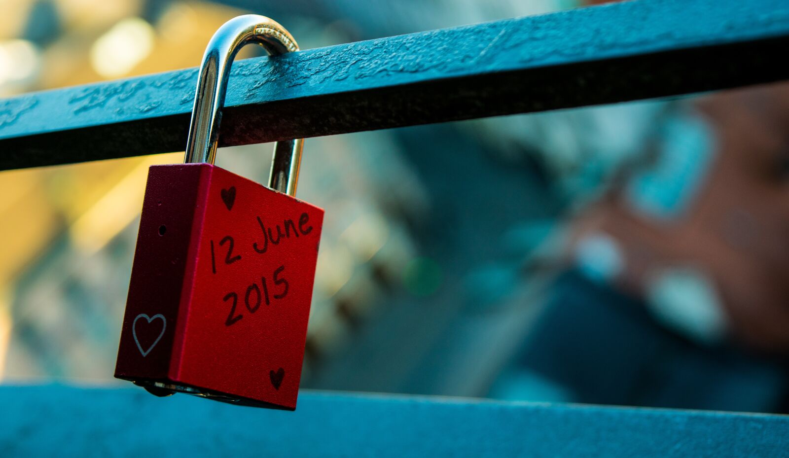 Nikon D5500 sample photo. Padlock, couple, dream photography