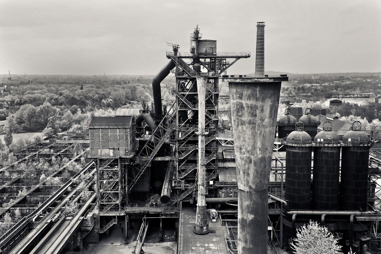 Olympus OM-D E-M10 sample photo. Architecture, steel mill, factory photography