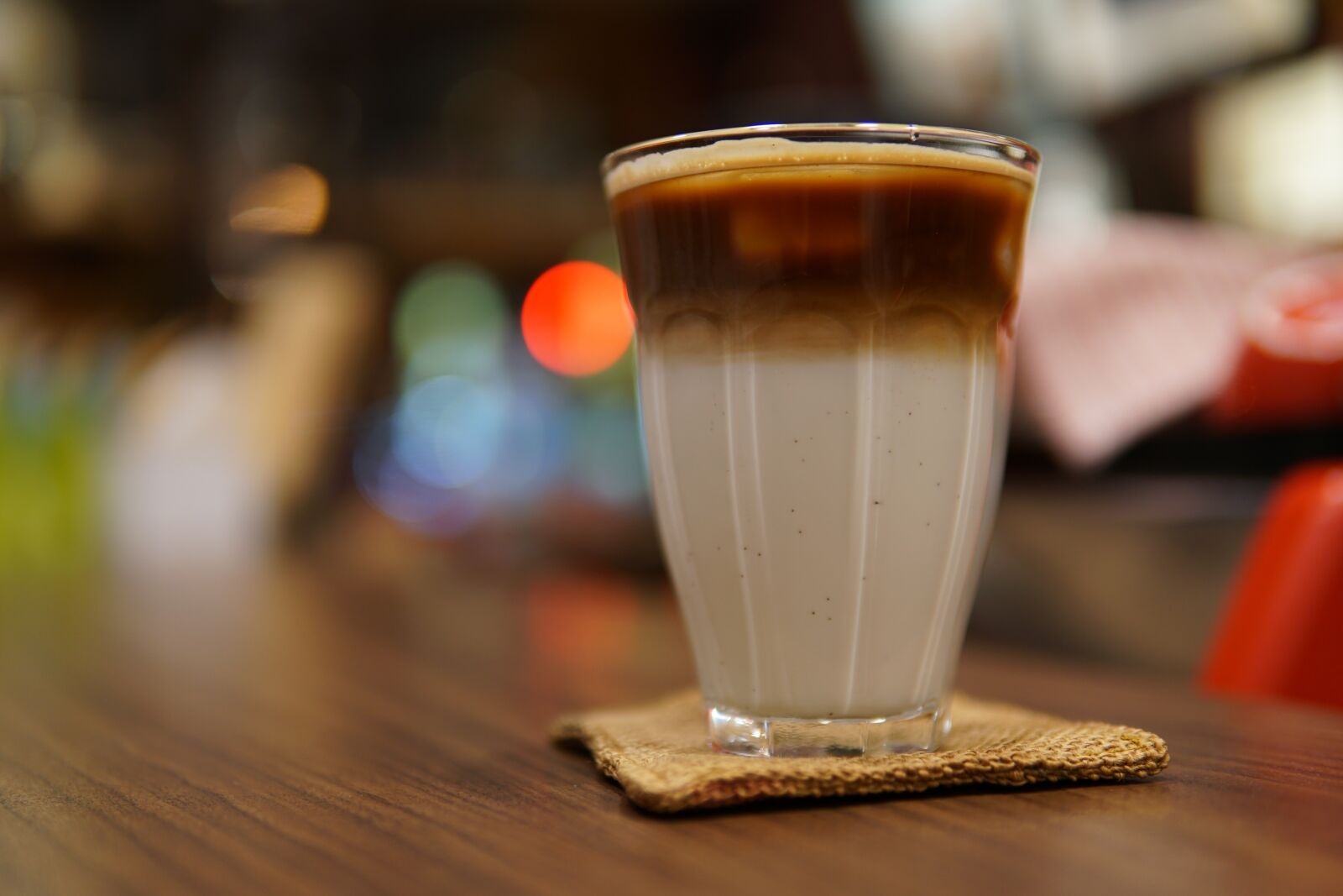 Sony a6300 + 30mm F1.4 DC DN | Contemporary 016 sample photo. Coffee, latte, cafe photography