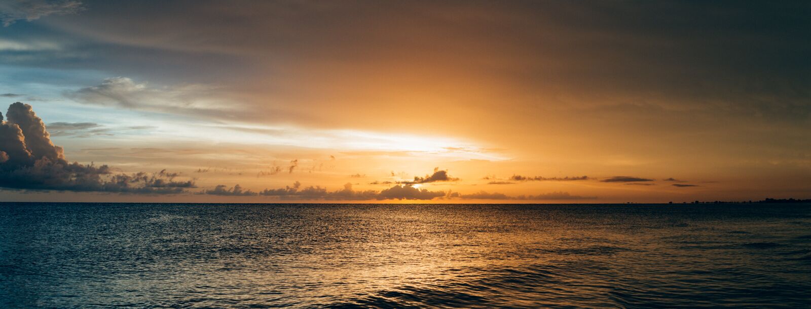 Canon EOS 6D + Canon EF 50mm F1.8 STM sample photo. Sunset, landscape, sea photography