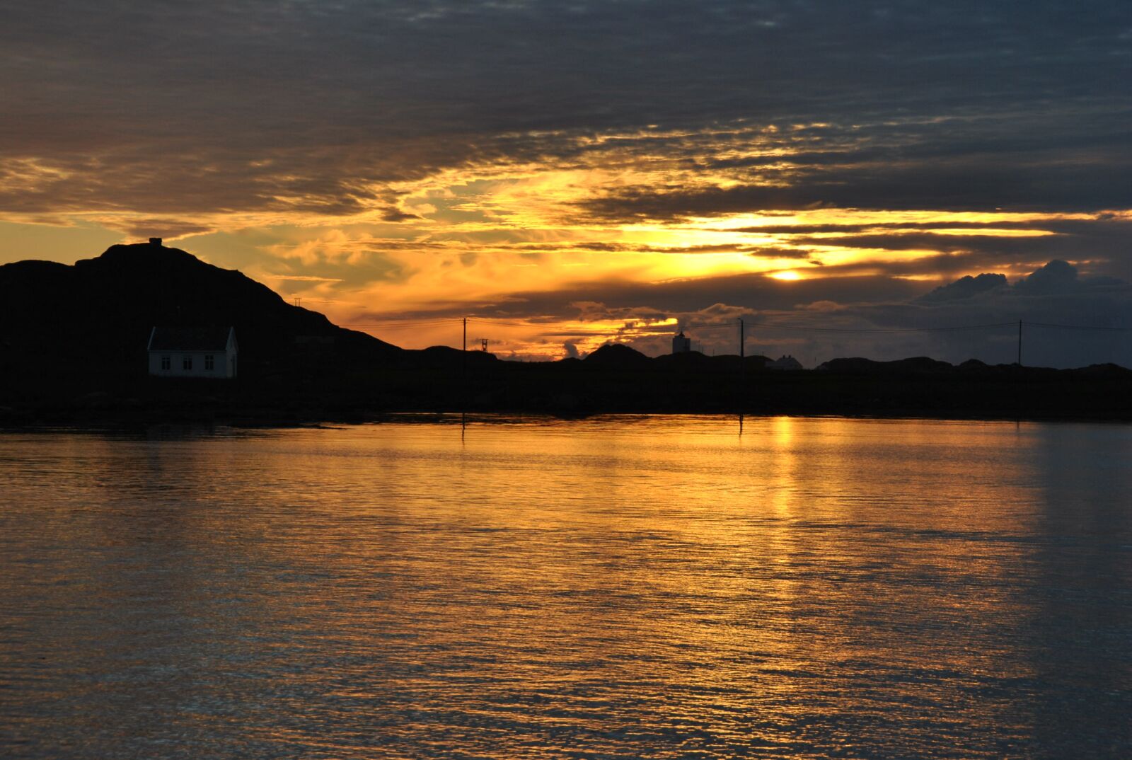 Nikon D3000 sample photo. Sunset, gold in the photography