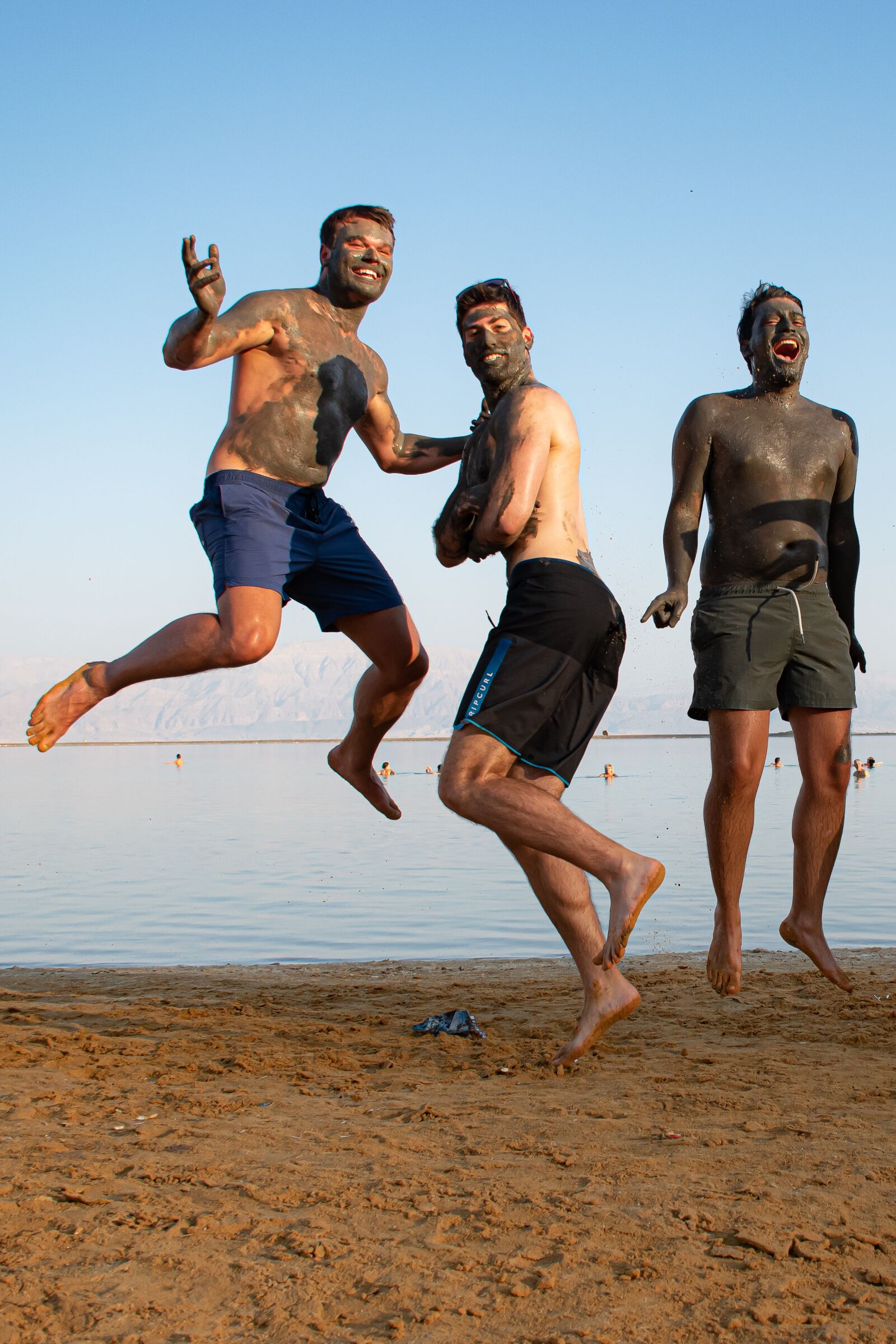 Nikon D5600 sample photo. Jump, people, happy photography