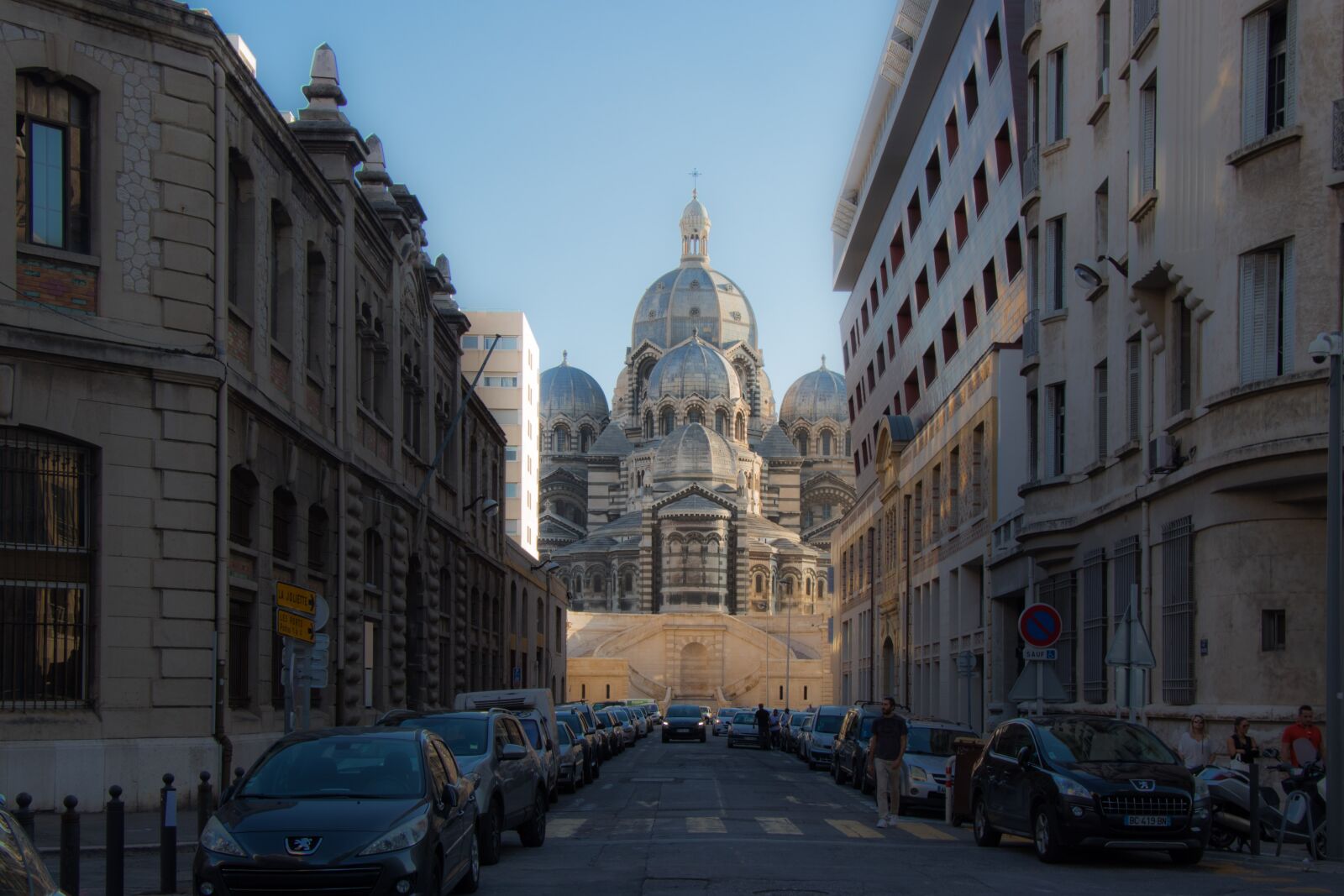 Canon EOS 77D (EOS 9000D / EOS 770D) sample photo. Marseille, france, provence photography