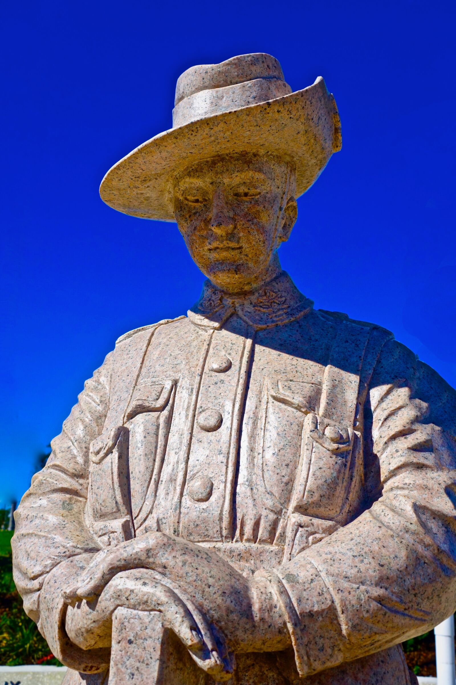 Sony Cyber-shot DSC-RX100 III sample photo. Statue, soldier, monument photography