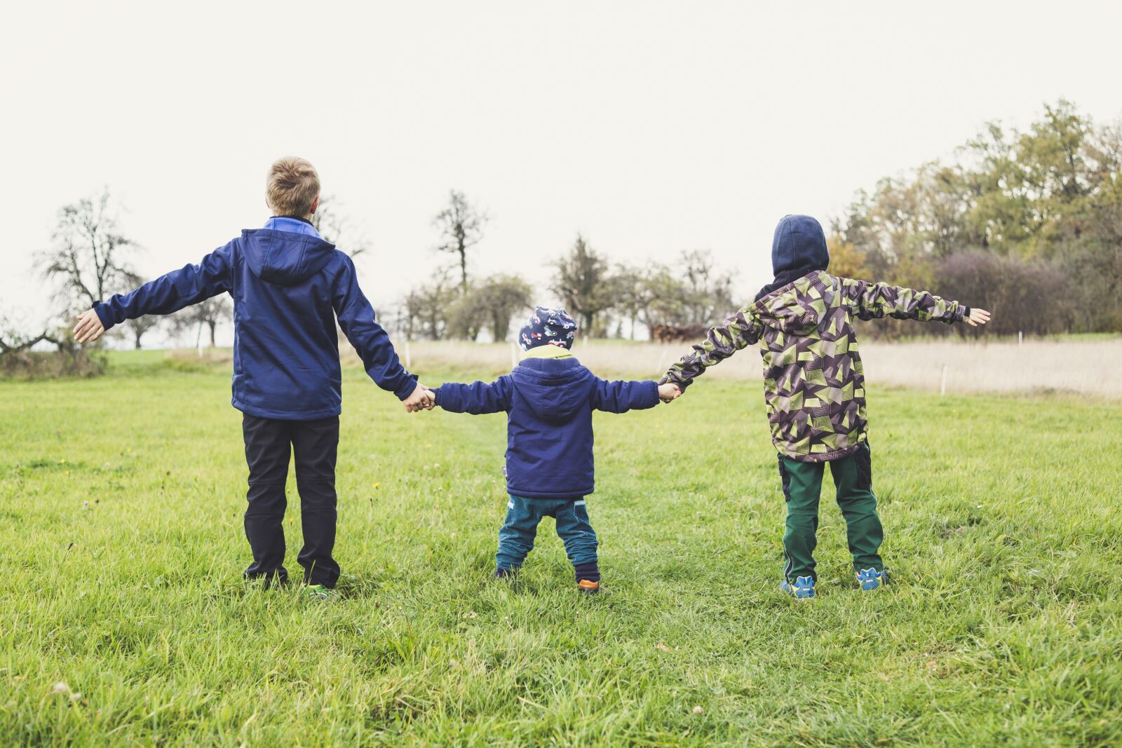 Canon EOS 5D Mark III sample photo. Children, hand, family photography