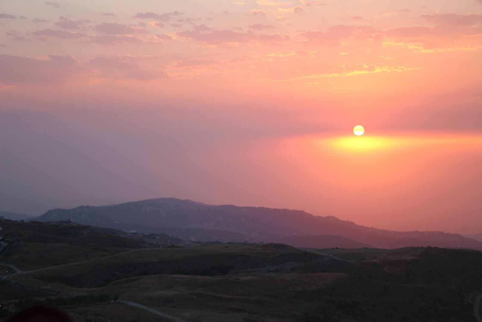 Canon EOS 1300D (EOS Rebel T6 / EOS Kiss X80) sample photo. Landscape, mountains, sunset photography