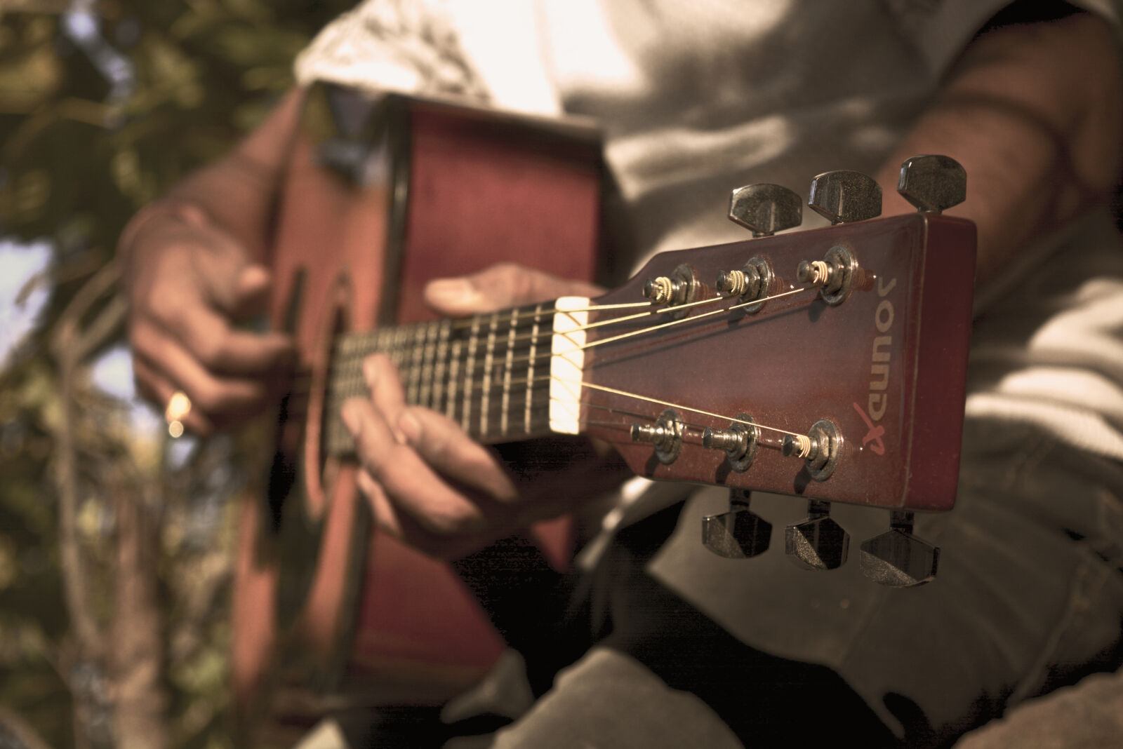 Nikon D5200 sample photo. Man, playing, guitar photography