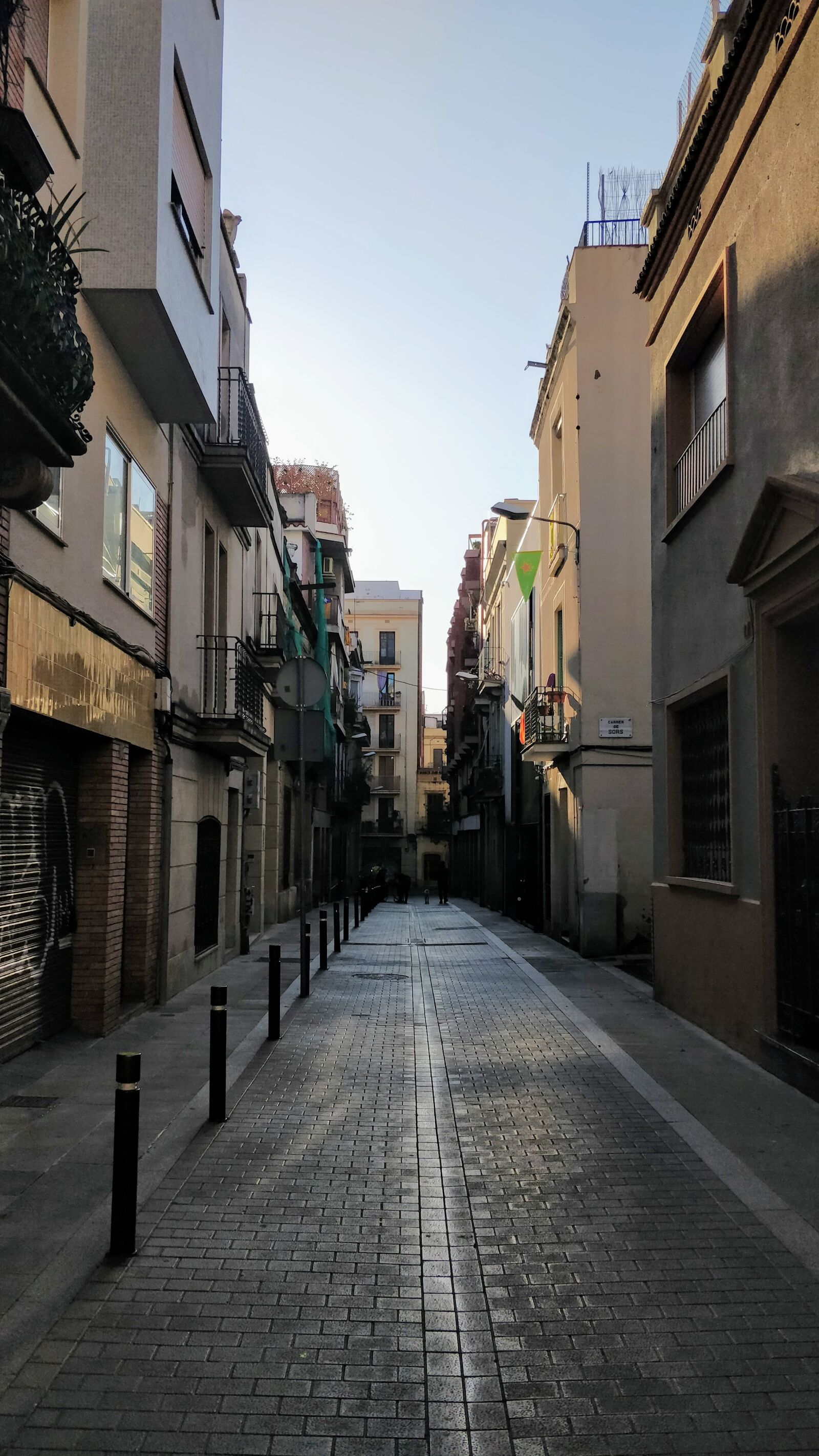OnePlus A5000 sample photo. Street, city, barcelona photography