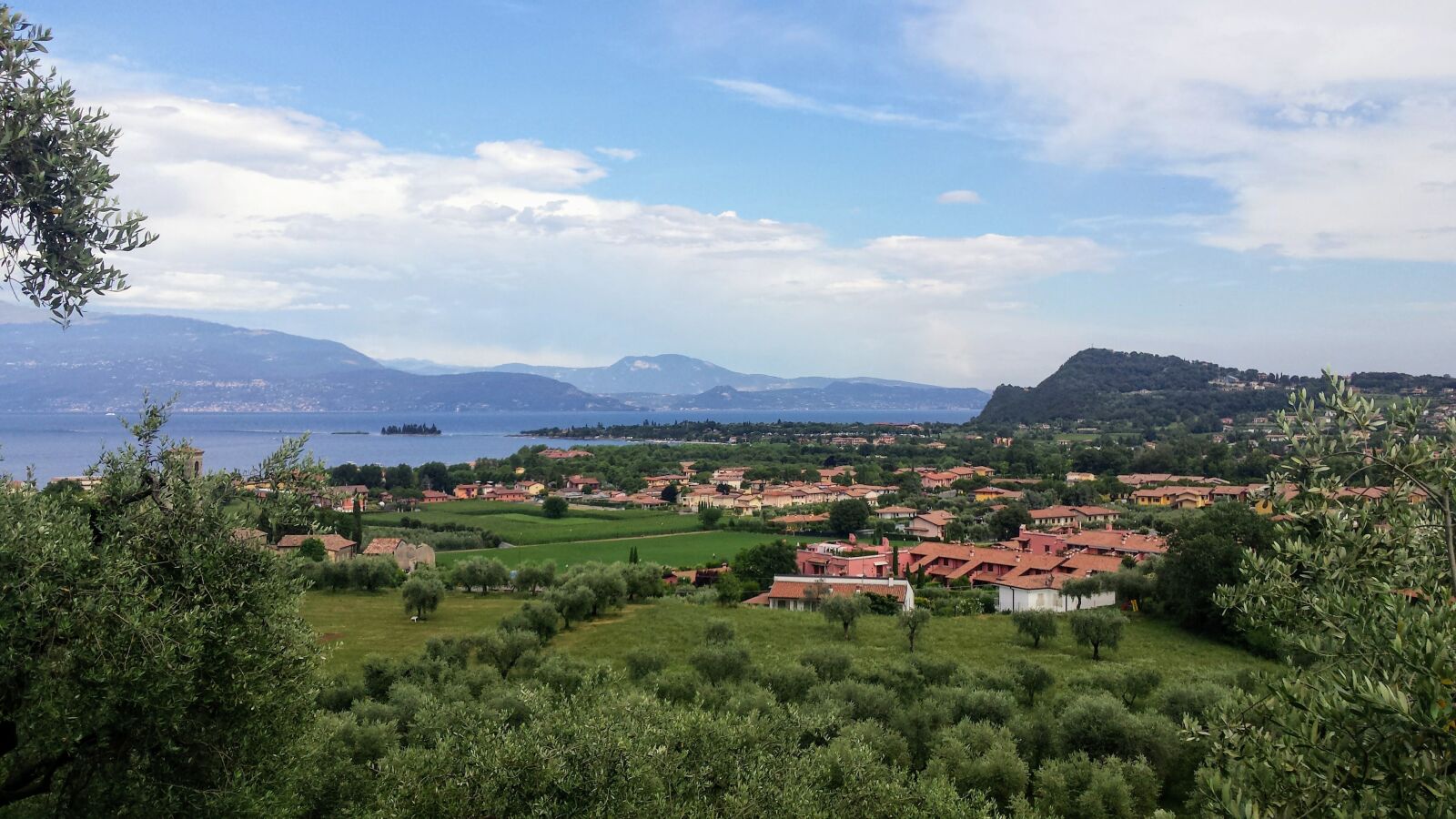 Samsung Galaxy S4 sample photo. Manerba del garda, lago photography