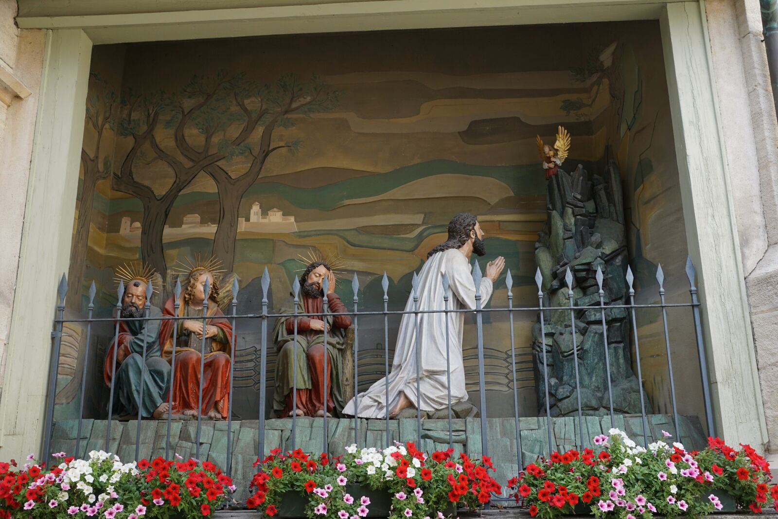 Sony DT 16-50mm F2.8 SSM sample photo. Jesus, figures, bible photography