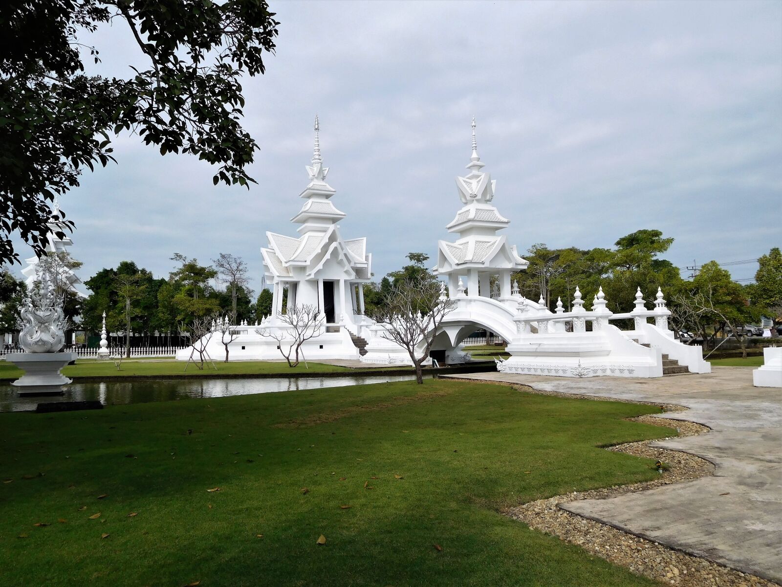 Nikon Coolpix S7000 sample photo. Laos, white, temple photography