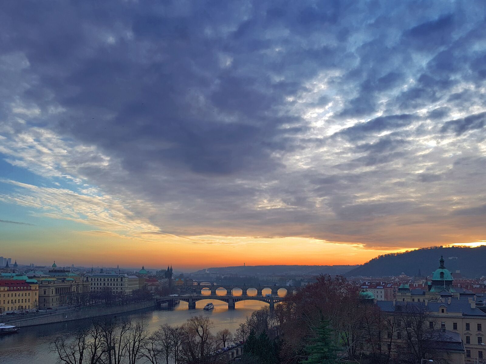 Samsung Galaxy S7 Edge sample photo. Prague, bridges, sunset photography