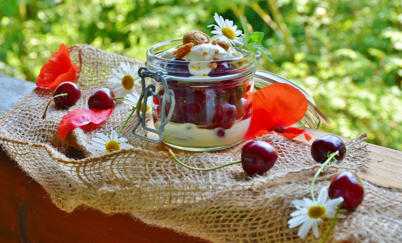Nikon D7200 sample photo. Cherries, cherry dessert, cream photography
