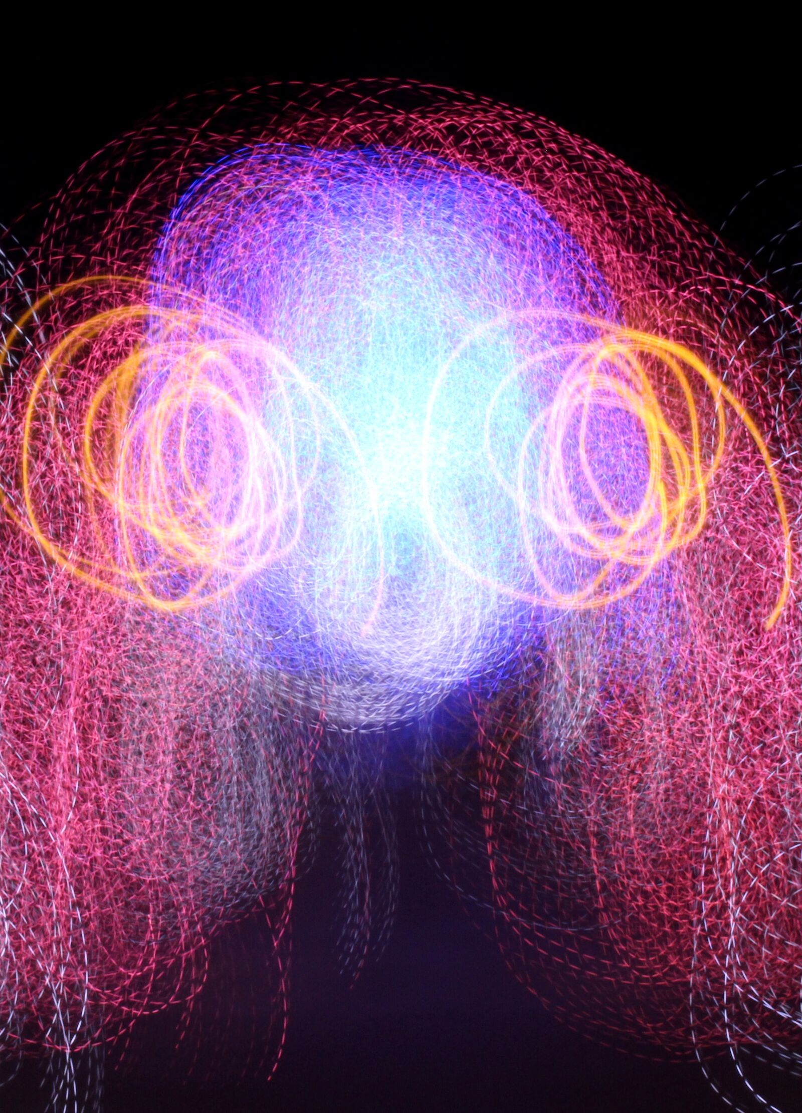 Canon EOS 700D (EOS Rebel T5i / EOS Kiss X7i) sample photo. Portrait, light painting, coloring photography