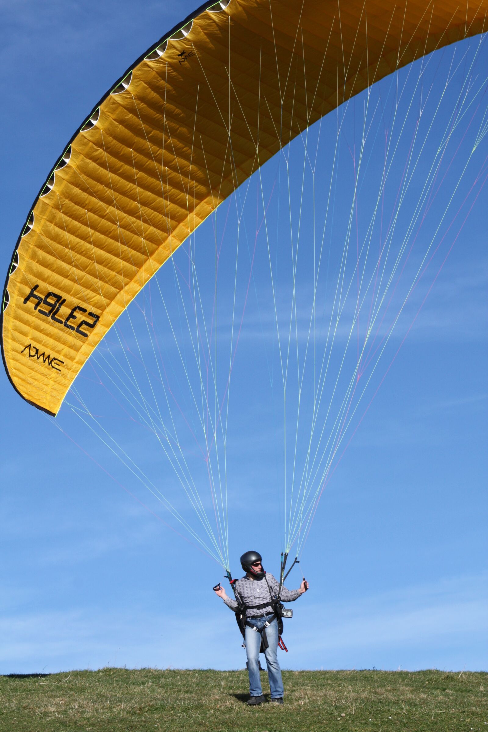 Canon EOS 450D (EOS Rebel XSi / EOS Kiss X2) sample photo. Paragliding, paraglider, air sports photography