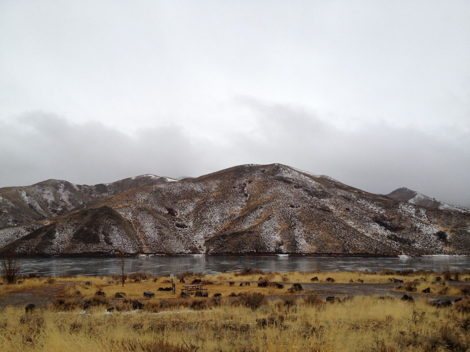 Apple iPhone 4S sample photo. Mountain, lake, landscape photography